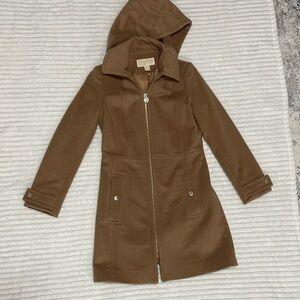 Michael Kors Tan Zip-Up Coat With Gold Detail and Detachable Hood WORN ONCE